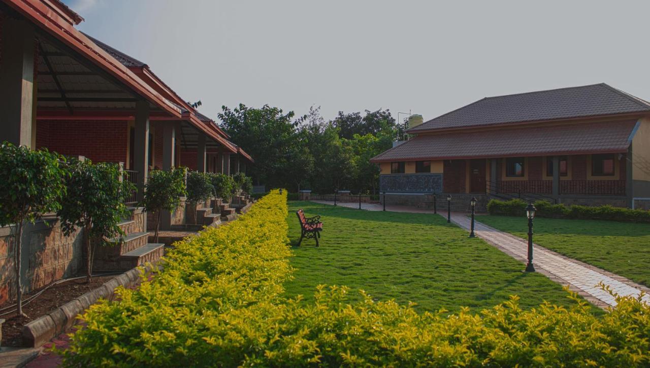 Wildcat Resort Tadoba Sirkada Exterior foto